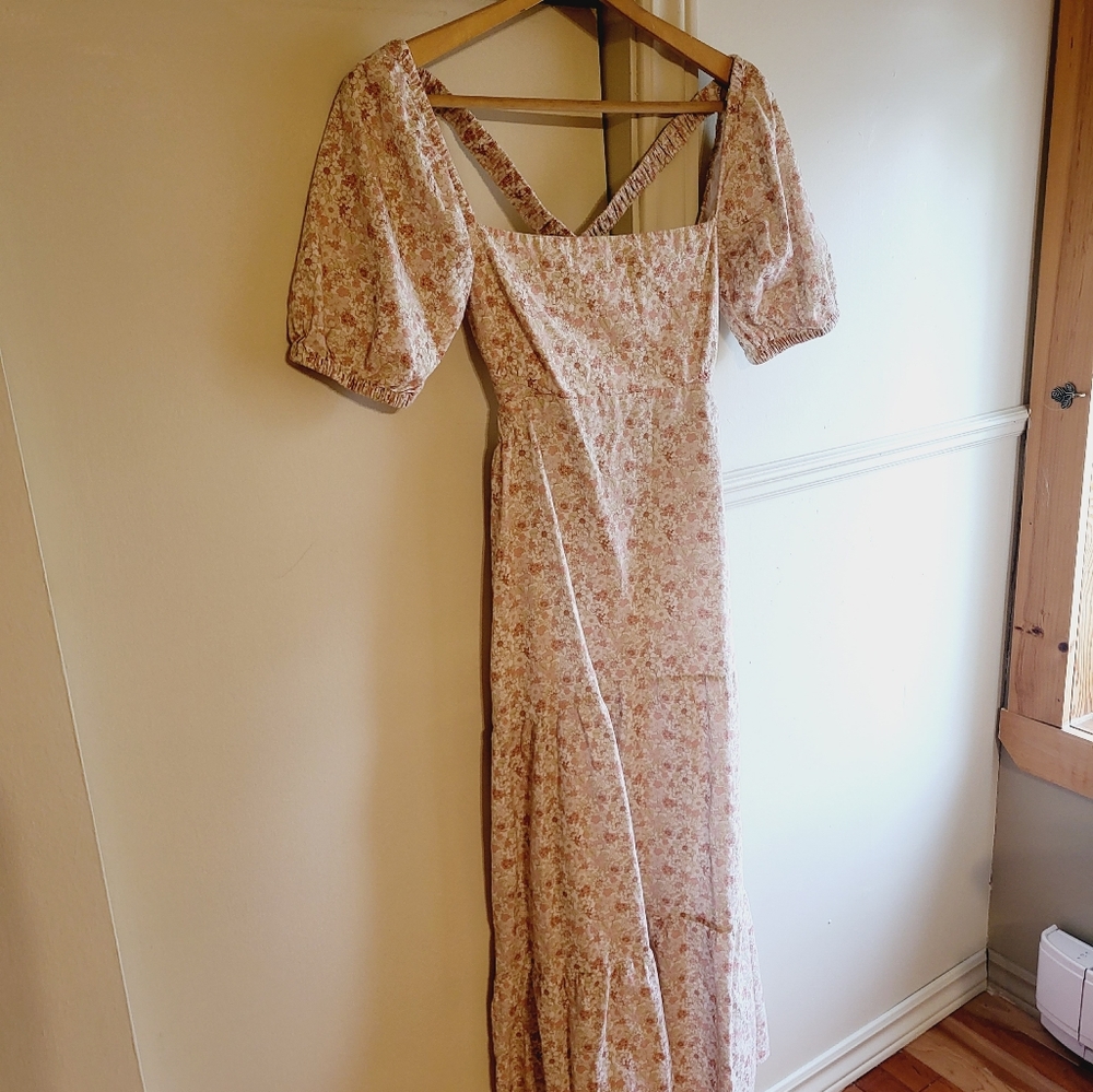 Dress - Picture 2 of 6